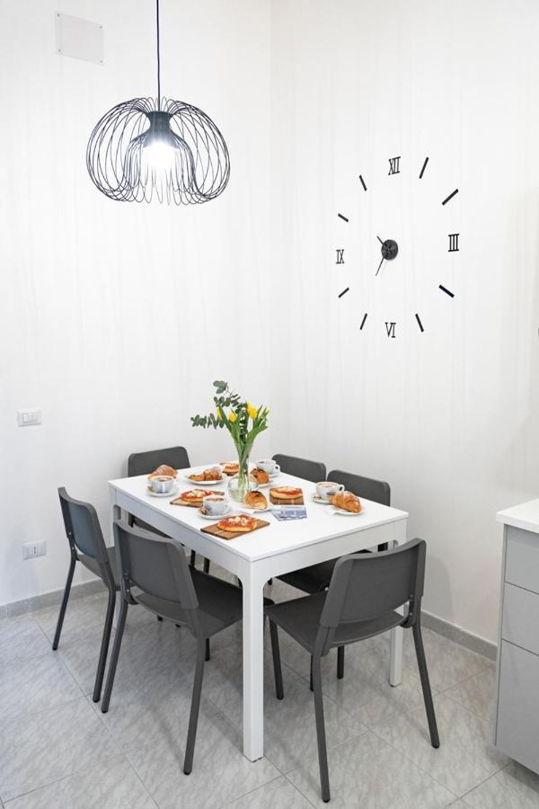 Preziosi 61 Apartment Naples